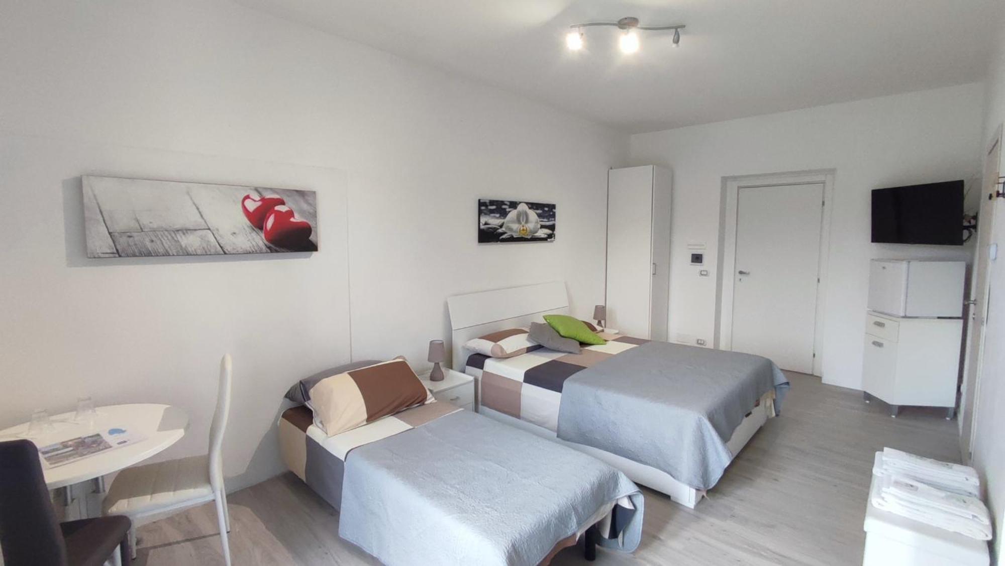 Nautica Tarello - Casa Ena Beb Bed & Breakfast Viverone Bagian luar foto