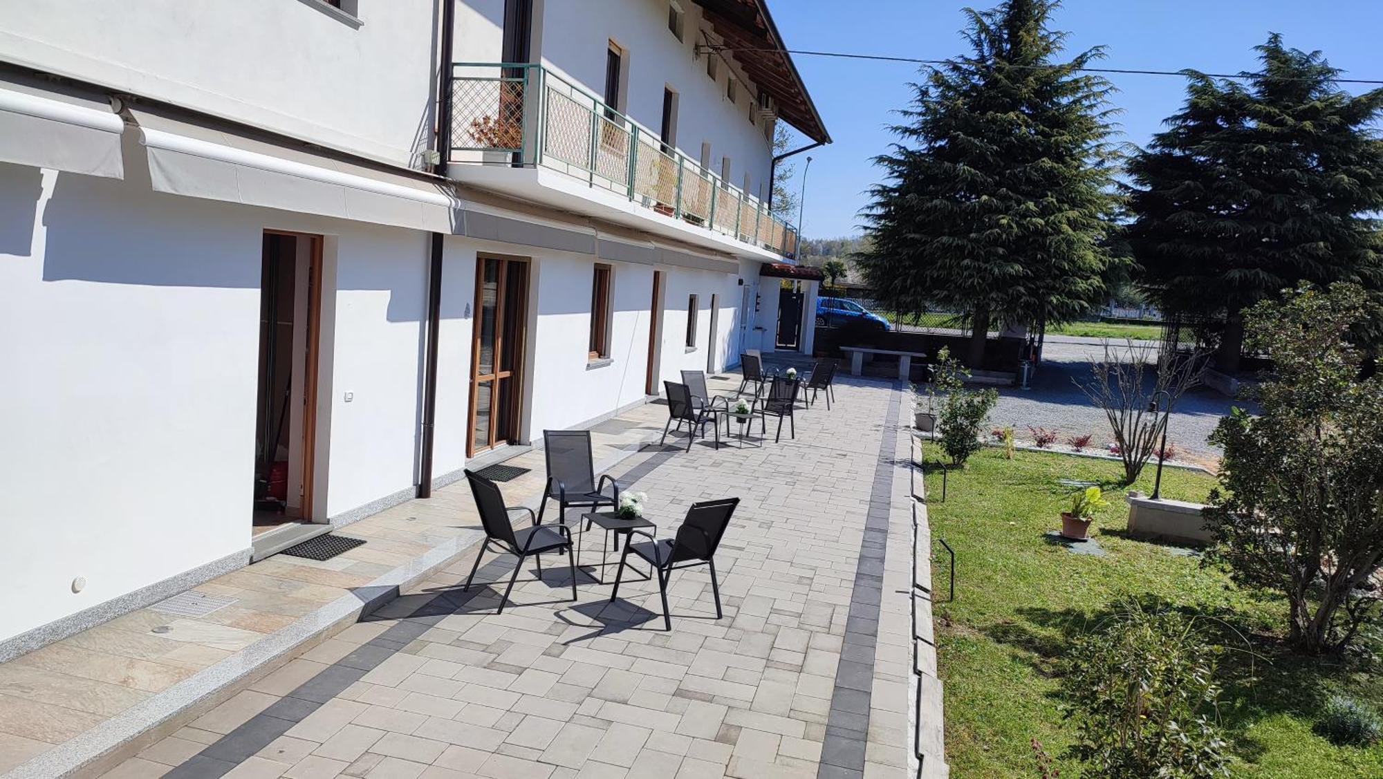 Nautica Tarello - Casa Ena Beb Bed & Breakfast Viverone Bagian luar foto