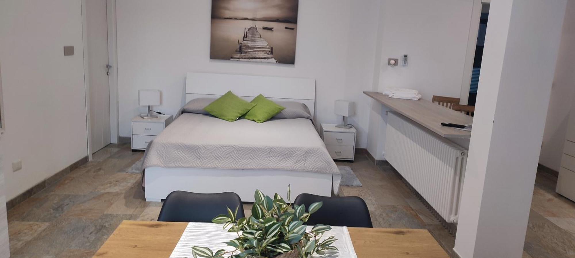 Nautica Tarello - Casa Ena Beb Bed & Breakfast Viverone Bagian luar foto